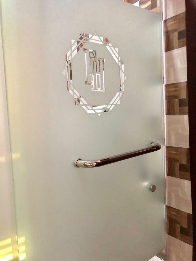 Fawzy Hotel 이바단 외부 사진